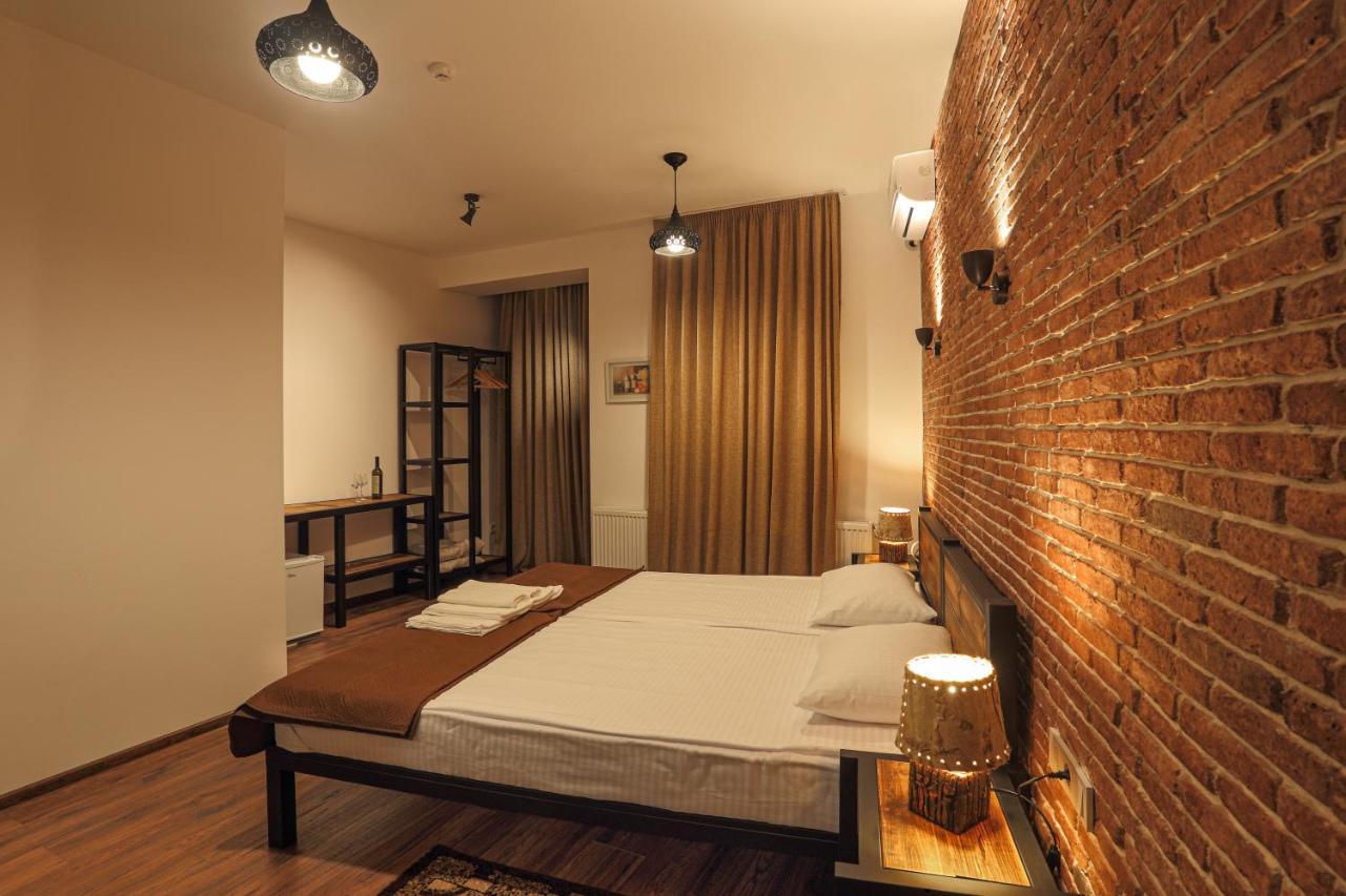 Winehouse Old Qvevri Apartments Tbilisi ภายนอก รูปภาพ