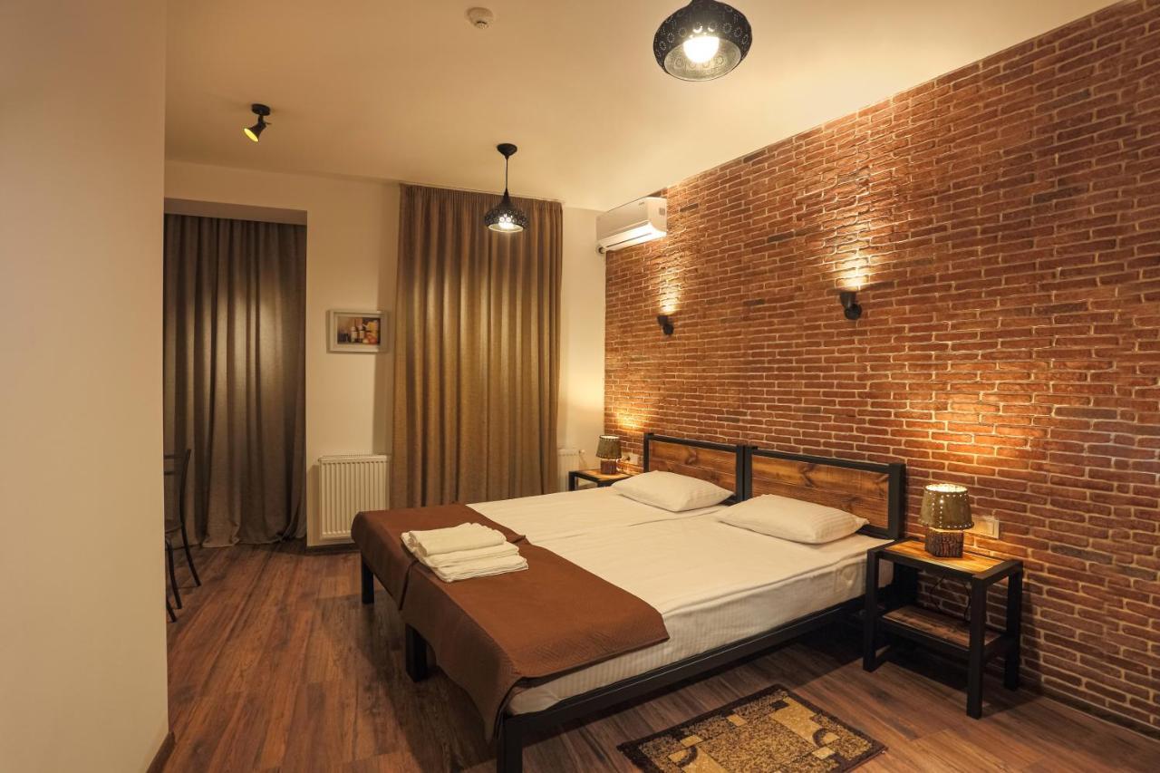 Winehouse Old Qvevri Apartments Tbilisi ภายนอก รูปภาพ
